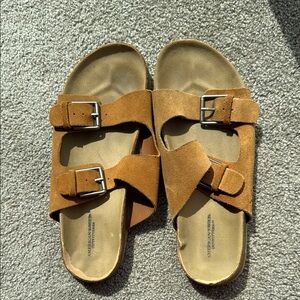 American eagle sandals